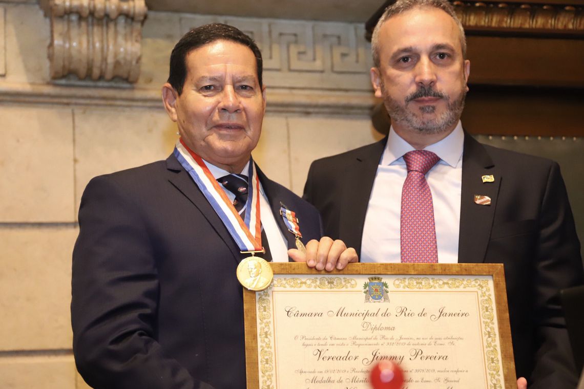 Vice-presidente recebe título de cidadão honorário do Rio de Janeiro