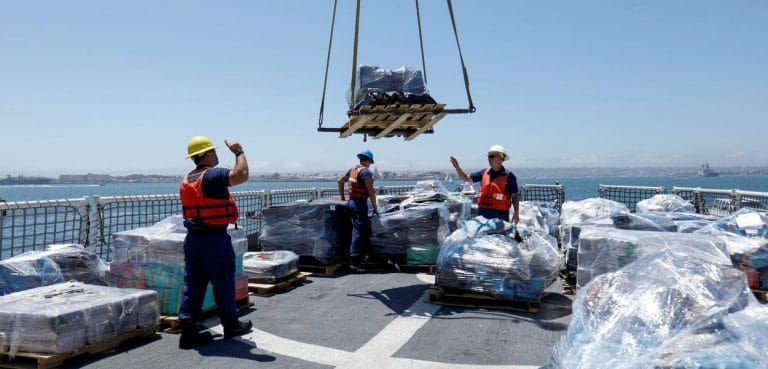 Guarda costeira dos Estados Unidos apreende 12 toneladas de cocaína