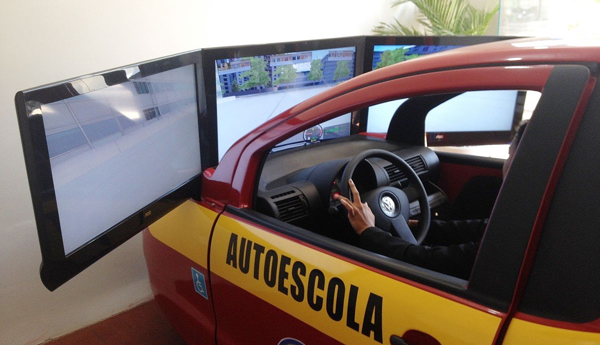 Detran torna facultativo uso do simulador de direção em autoescolas na Bahia