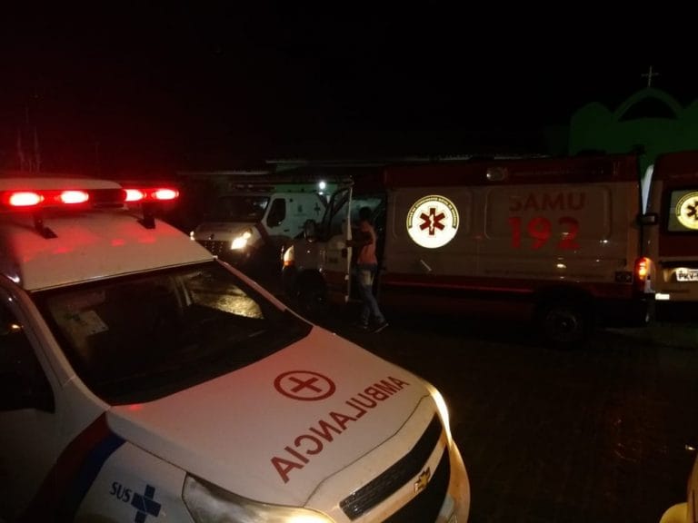 Acidente na BR-324 deixa cinco mortos e treze feridos na BA'