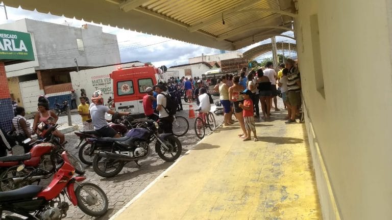 Adolescente morre em acidente evolvendo moto e caminhão em Guanambi