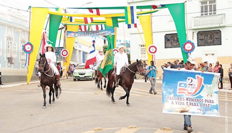 Desfile Cívico de 2 de Julho contará com mais de 2 mil pessoas desfilando em Caetité