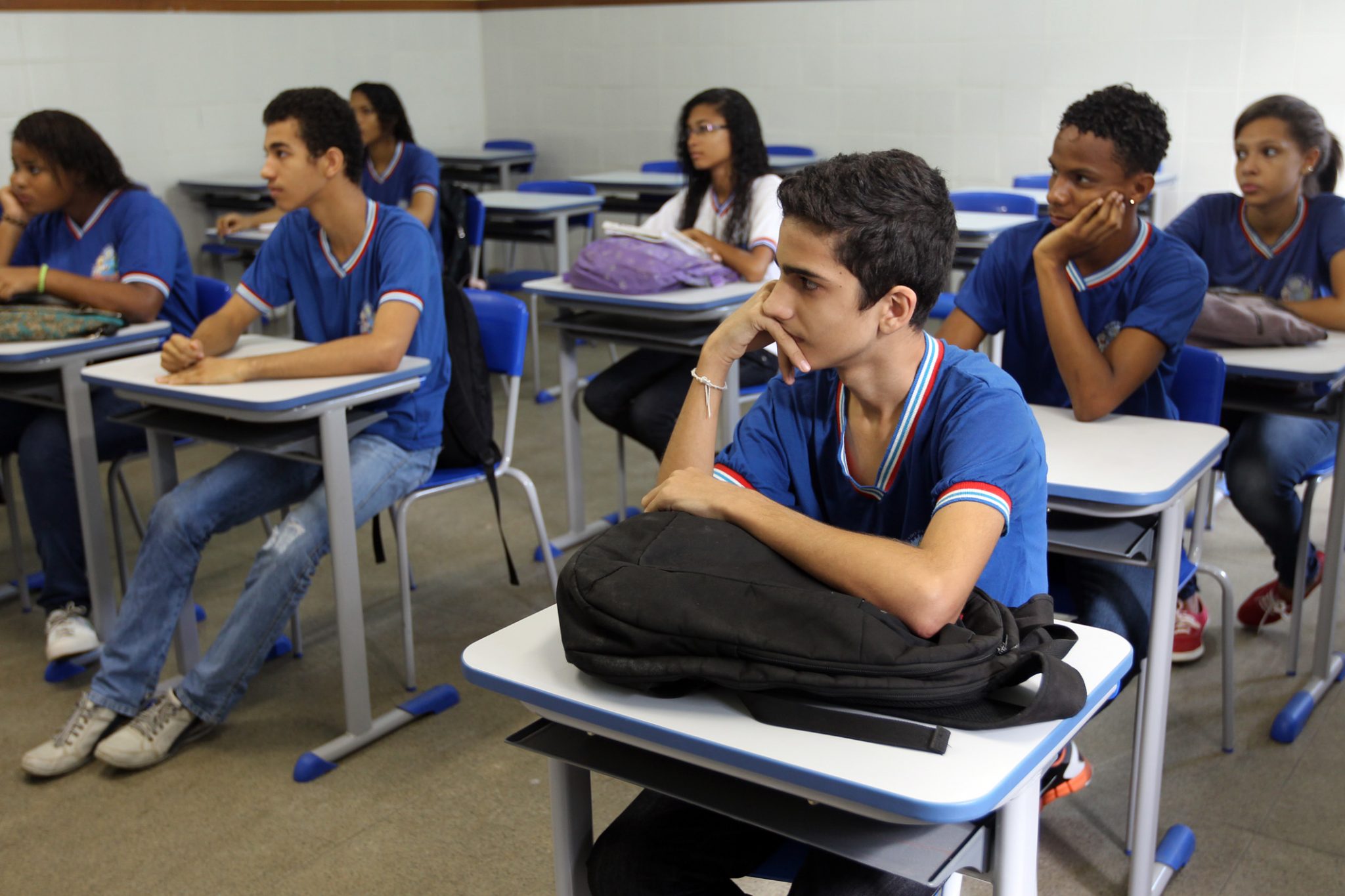 Governo da Bahia prorroga proibição de aulas e eventos por mais 15 dias