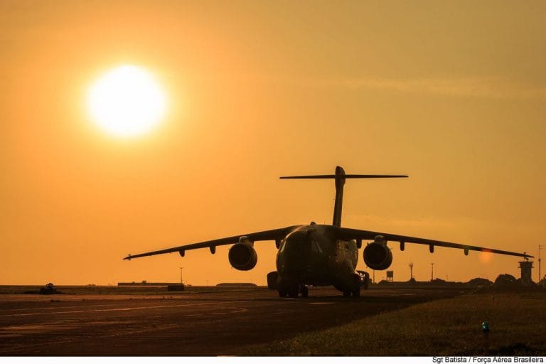 Maior aeronave militar feita no Brasil entra em fasefinal de testes