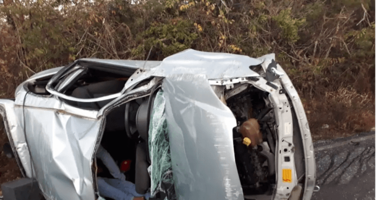 Jovens sofrem grave acidente ao retornarem de festa em Riacho de Santana