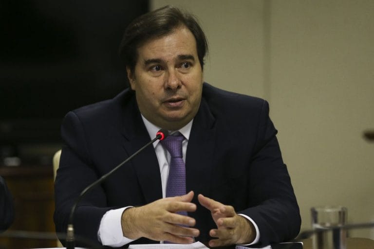 Inquérito da PF acusa Maia de corrupção e lavagem de dinheiro