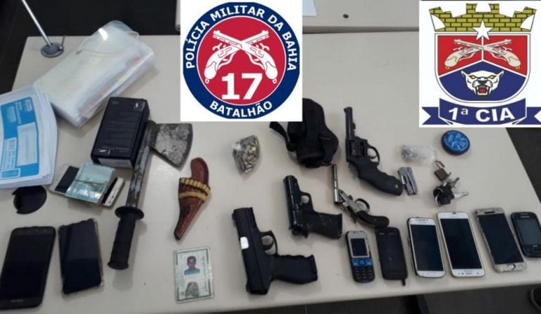 Dupla é presa com armas e munições em Guanambi