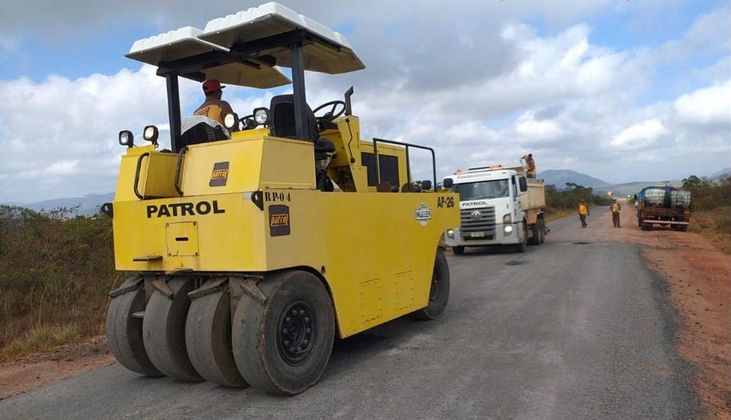 Governo anuncia recuperação de mais de 700 Km de estradas na Bahia