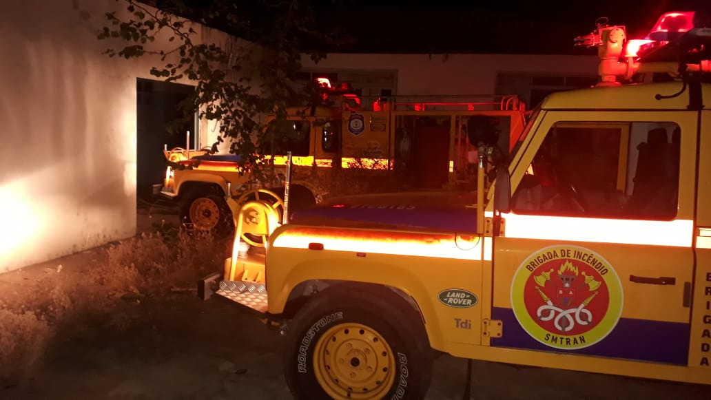 Incêndio atinge escola desativada no bairro São Francisco em Guanambi