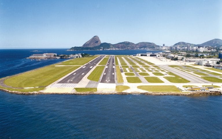 Pista principal do aeroporto Santos Dumont reabre neste sábado