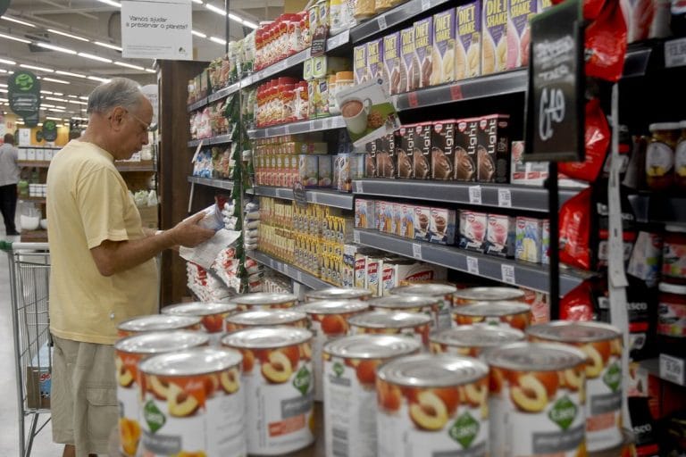 Comércio varejista cresce 1% em julho