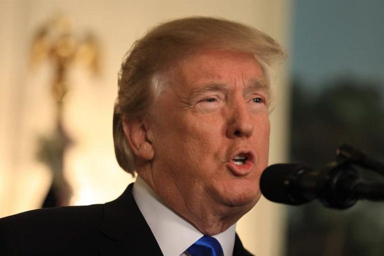 Democratas anunciam abertura de processo de impeachment contra Trump