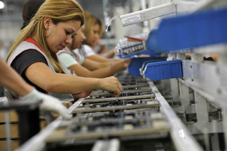 PIB cresceu 1,1% em 2019 e fechou o ano em R$ 7,3 trilhões, diz IBGE
