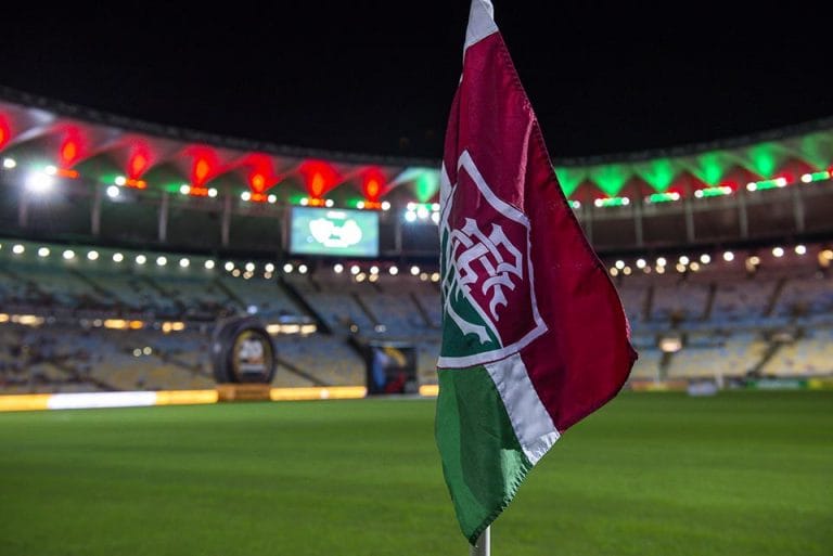 Após vencer o Grêmio, técnico do Flu é cauteloso sobre efetivação