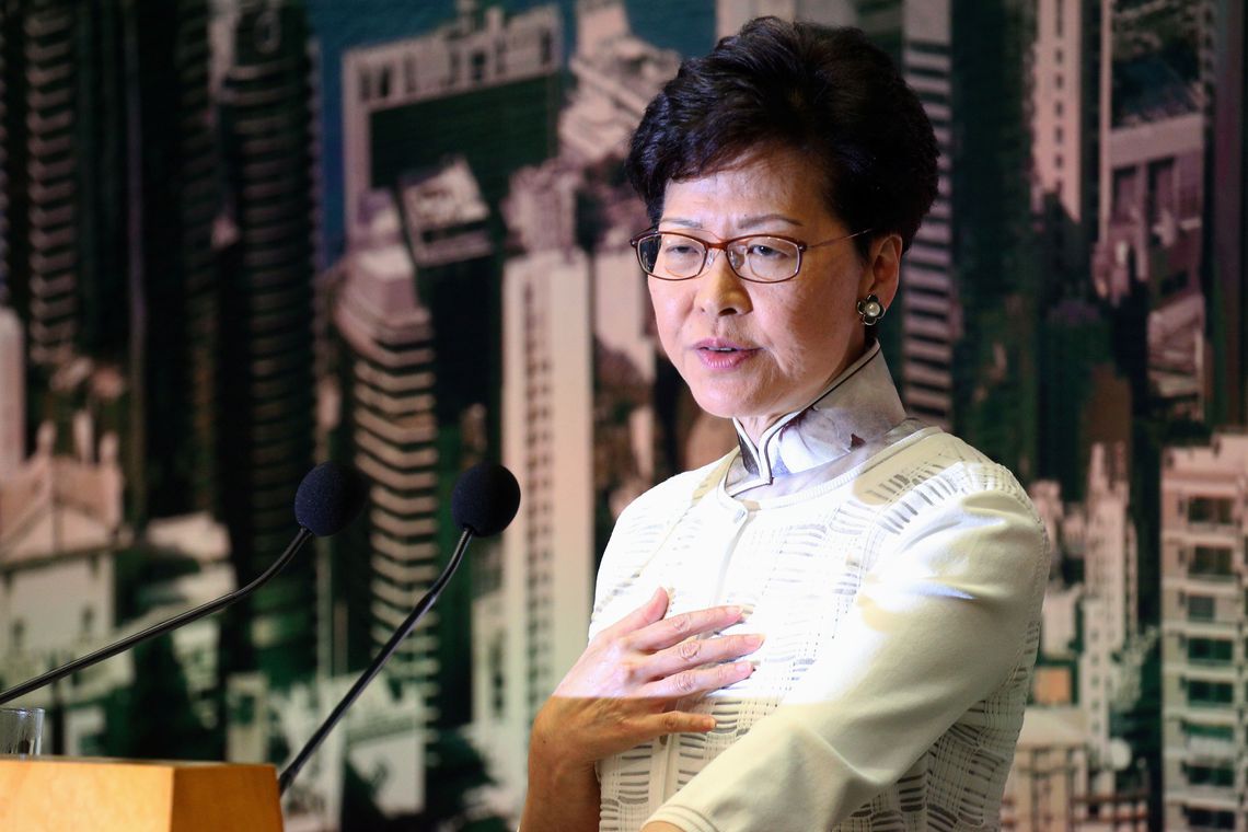 Governo de Hong Kong espera que diálogo possa solucionar instabilidade
