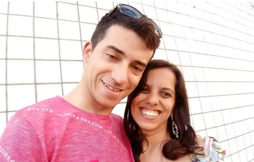 Guanambiense com paralisia cerebral e namorado autista contam história de superação
