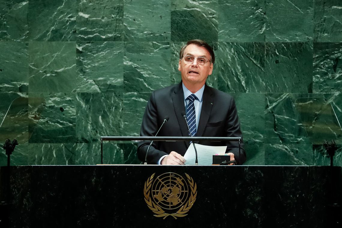 PSL deixou de ser transparente, diz advogada de Bolsonaro