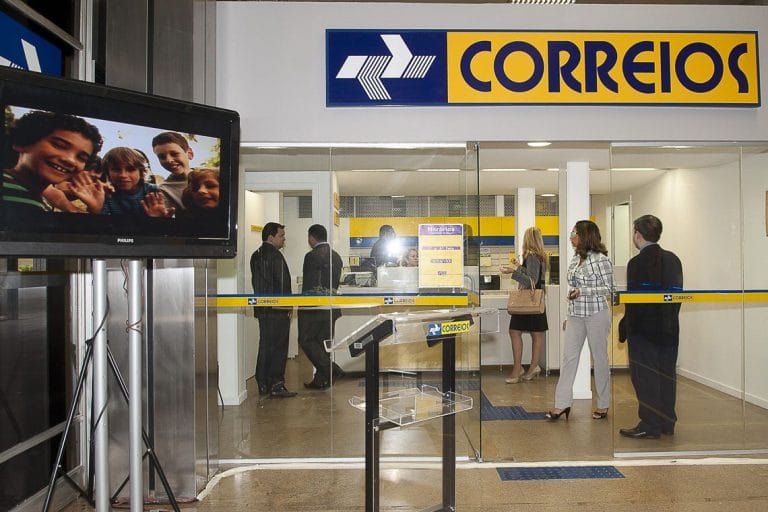 Correios entram com ação de dissídio de greve no TST