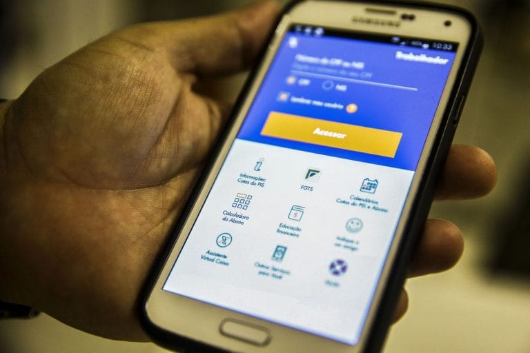 Presidente da Caixa esclarece dúvidas sobre saque do FGTS