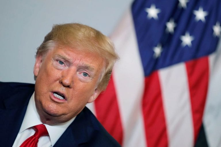 Senado americano absolve Donald Trump