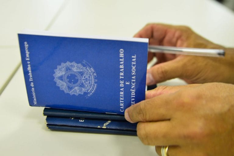 emprego guanambi