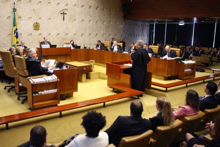 STF retoma julgamento sobre prisão em segunda instância
