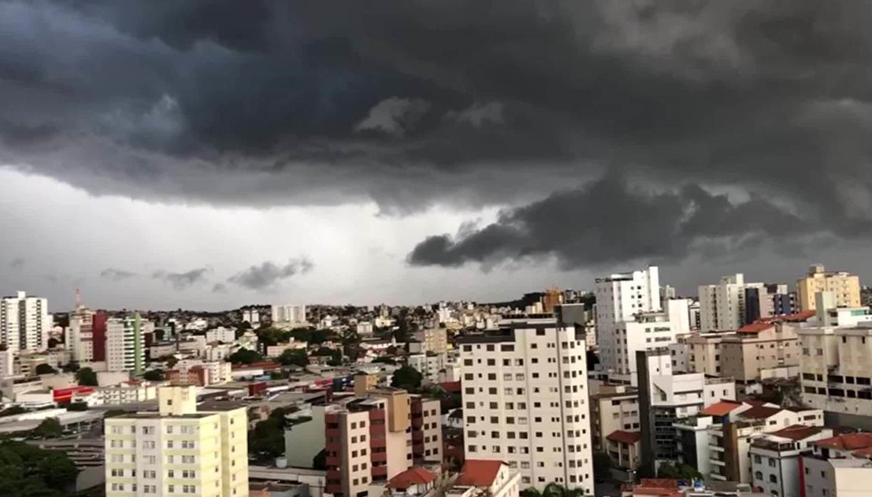 Acumulado de chuva em Belo Horizonte já passa dos 800 mm em janeiro