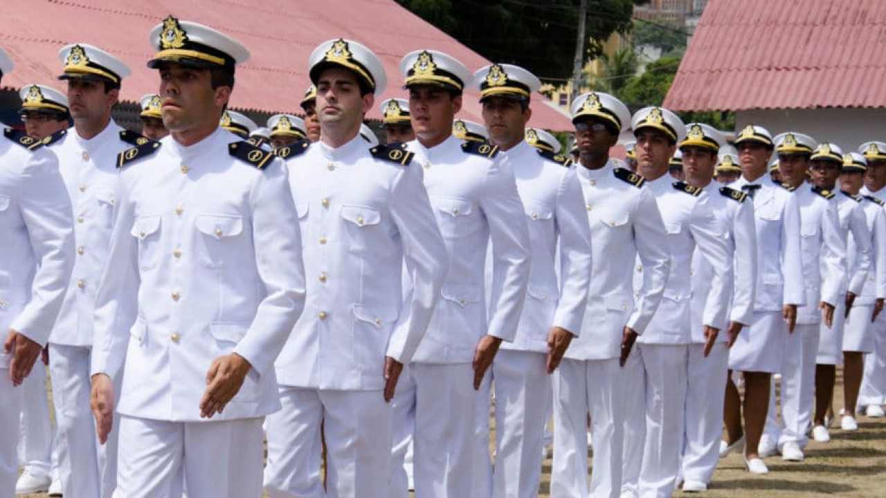 Marinha abriu concurso com 900 vagas para aprendiz
