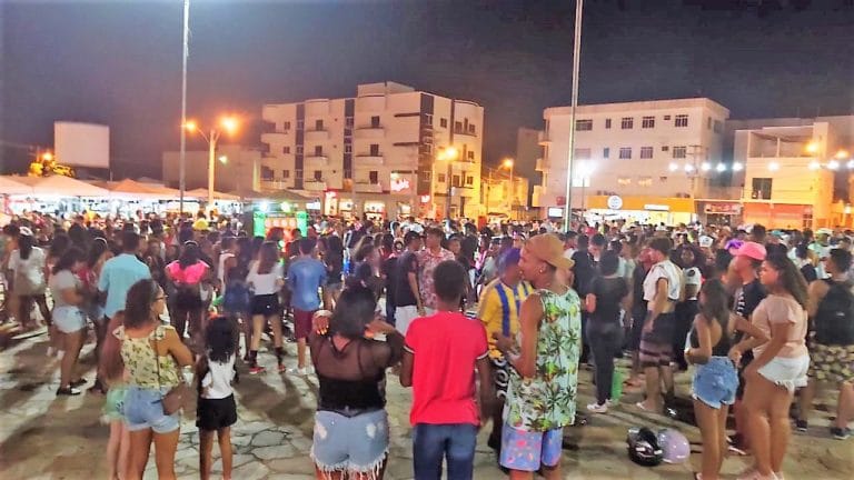 Com autorização da prefeitura, bloco “A Minha Não Mãe Deixa” voltará à Praça do Feijão neste sábado