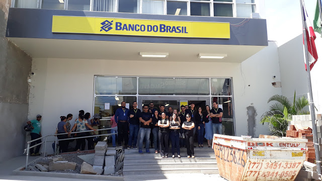 Servidores do Banco do Brasil de Guanambi protestam contra desmonte da instituição