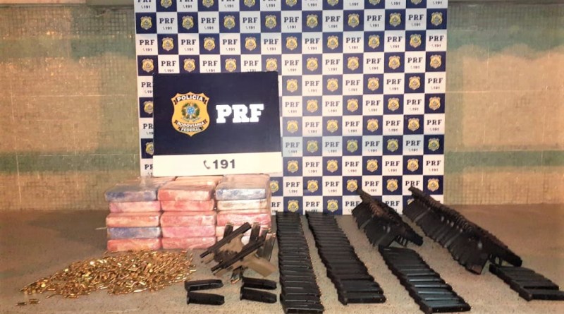 PRF apreende dezenas de armas, munições e 50 Kg de crack na BR-116