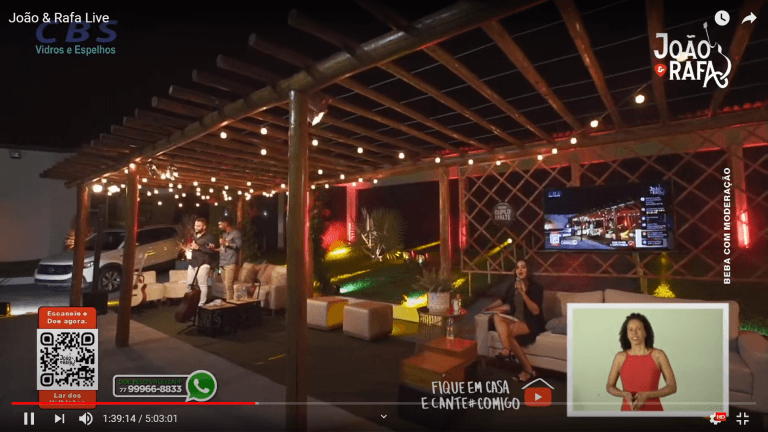 Dupla guanambiense fez live com produção de alto padrão