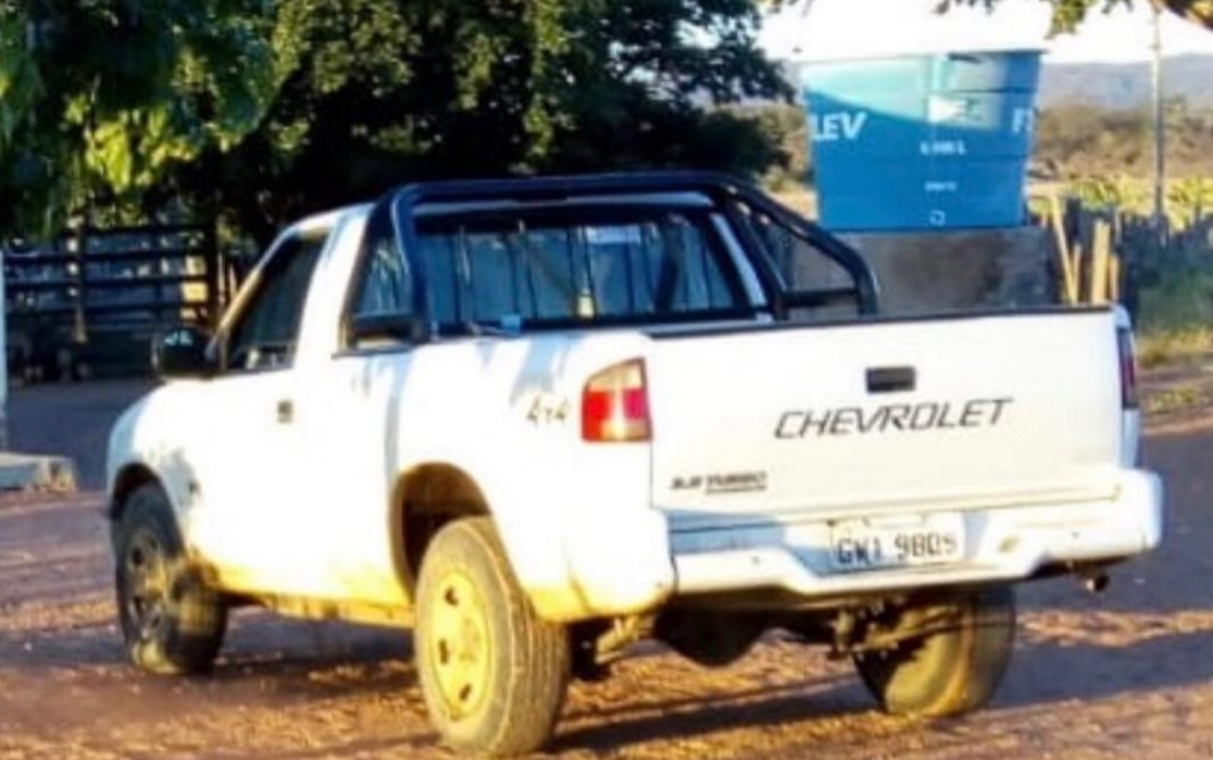 Comerciante procura pistas sobre caminhonete roubada em Guanambi