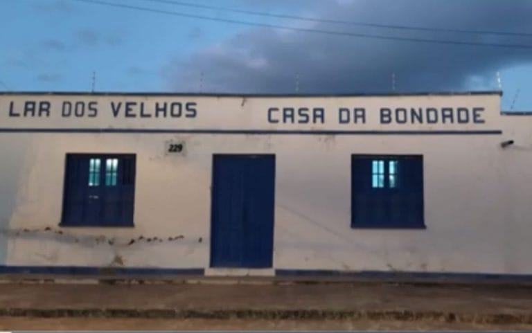 Abrigo de Itaberaba tem 14 idosos e sete funcionários infectados por Covid-19