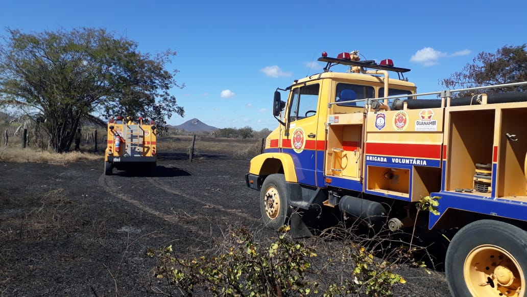 Incêndio na zona rural de Guanambi precisou de intervenção da brigada