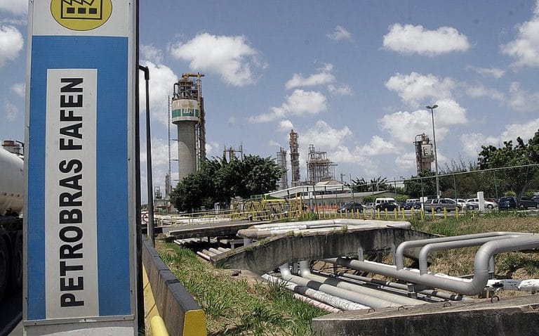 Governo do Estado assina protocolo para reabertura de fabrica de fertilizantes