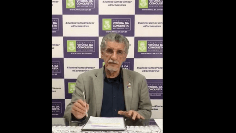 TCM-BA multa prefeito de Vitória da Conquista e diretor de fundação por contratações irregulares