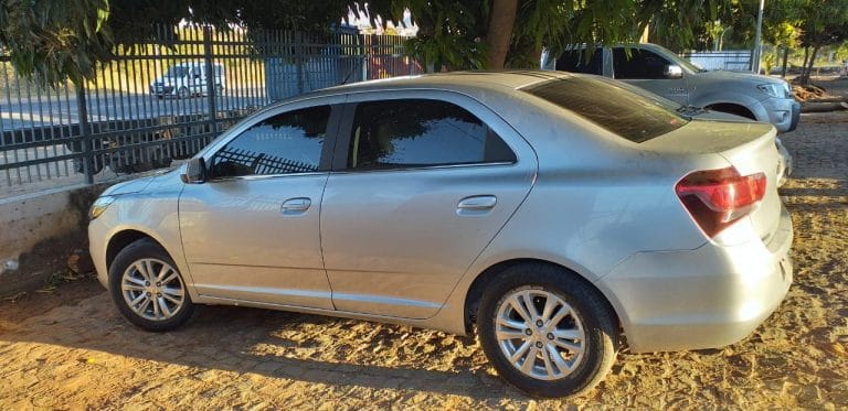Guanambi: polícia apreende homem e recupera dois veículos furtados de uma locadora de Belo Horizonte (MG)