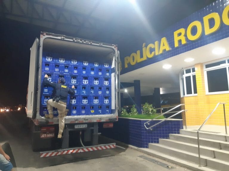 PRF apreende quase 18 mil litros de cerveja por sonegação fiscal em Vitória da Conquista