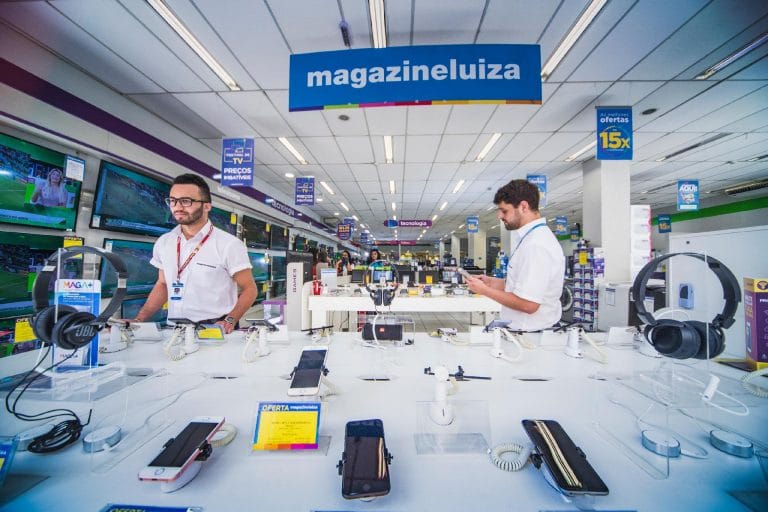 Magazine Luíza tem vagas de emprego abertas em Brumado, Guanambi, Salvador e outras cidades