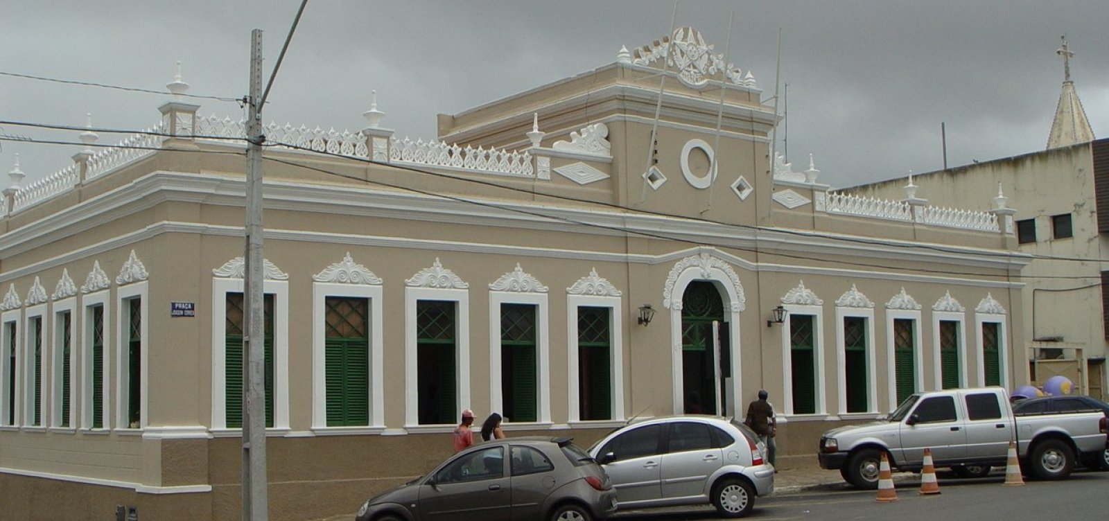 Prefeitura de Vitória da Conquista estabeleceu ponto facultativo na segunda, véspera do aniversário de 181 anos