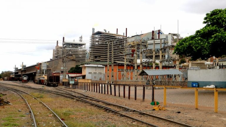 Com investimento de R$ 541 milhões, RHI Magnesita inaugurou seu maior forno rotativo na Bahia