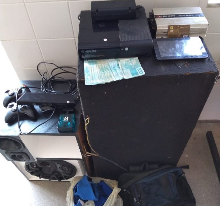 Polícia recupera objetos furtados e prende receptador em Guanambi