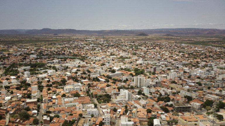 Guanambi teve saldo positivo de 100 novas vagas de emprego em 2020