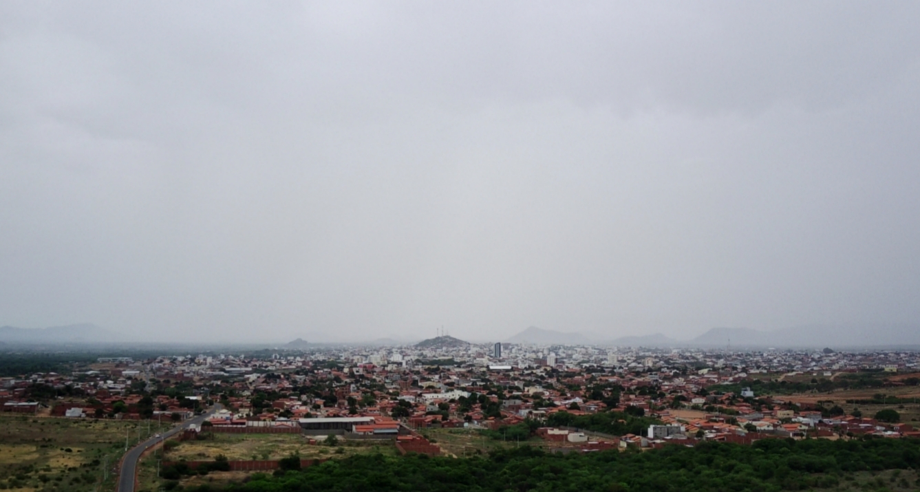Tempo permanece chuvoso até a próxima semana nas regiões de Guanambi e Vitória da Conquista