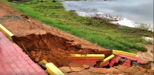 Parte de obra recém-inaugurada pela Prefeitura de Guanambi na lagoa de Mutãs é destruída pela chuva