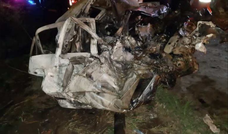 Acidente na BR-116 mata três crianças e quatro adultos na Bahia