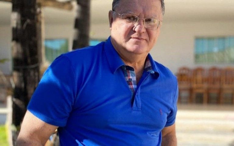 Prefeito morre de Covid-19 um dia após ser eleito