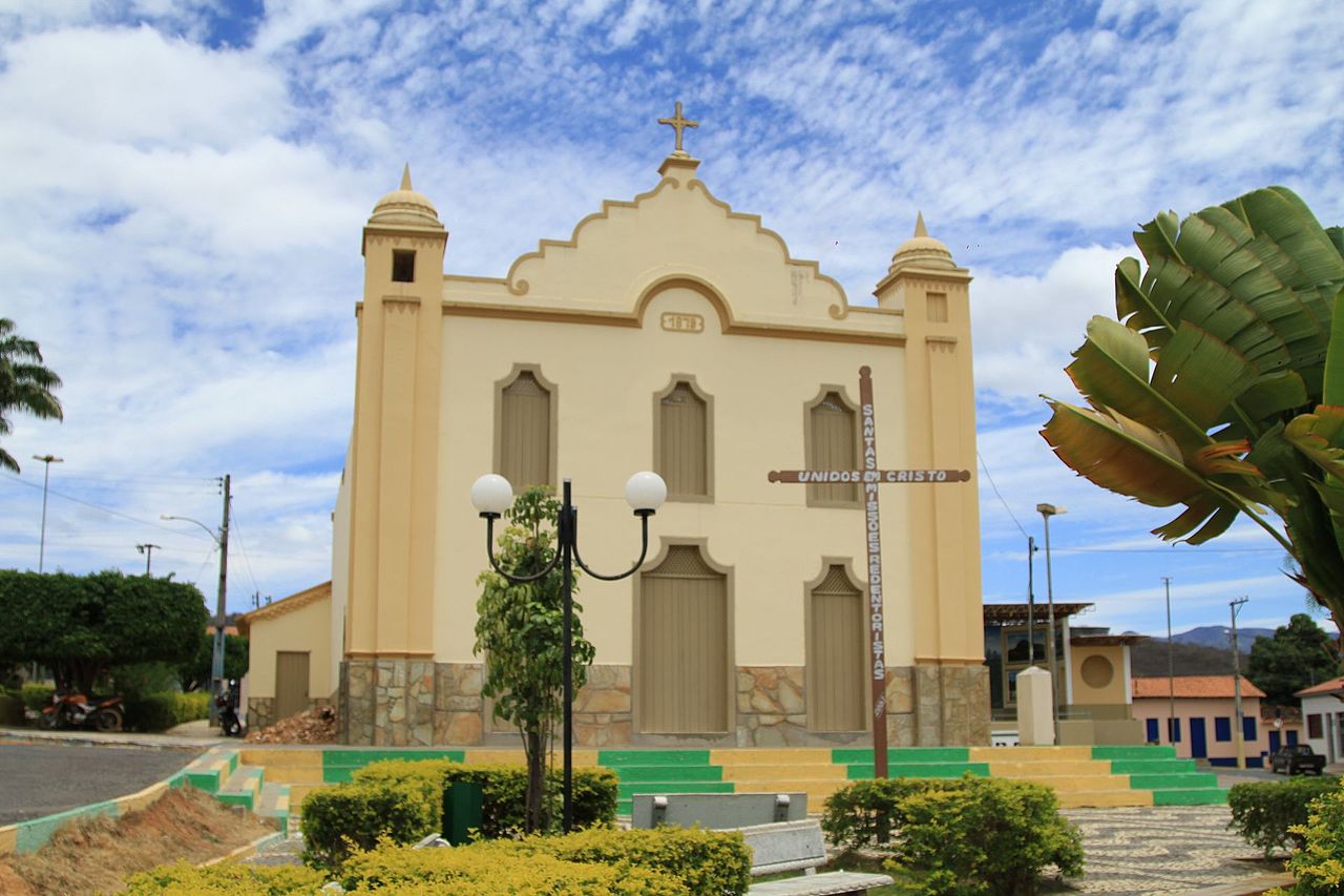 Igreja Matriz de Nossa Senhora da Saúde - Abaíra