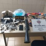 tres de copas do baralho do crime armas